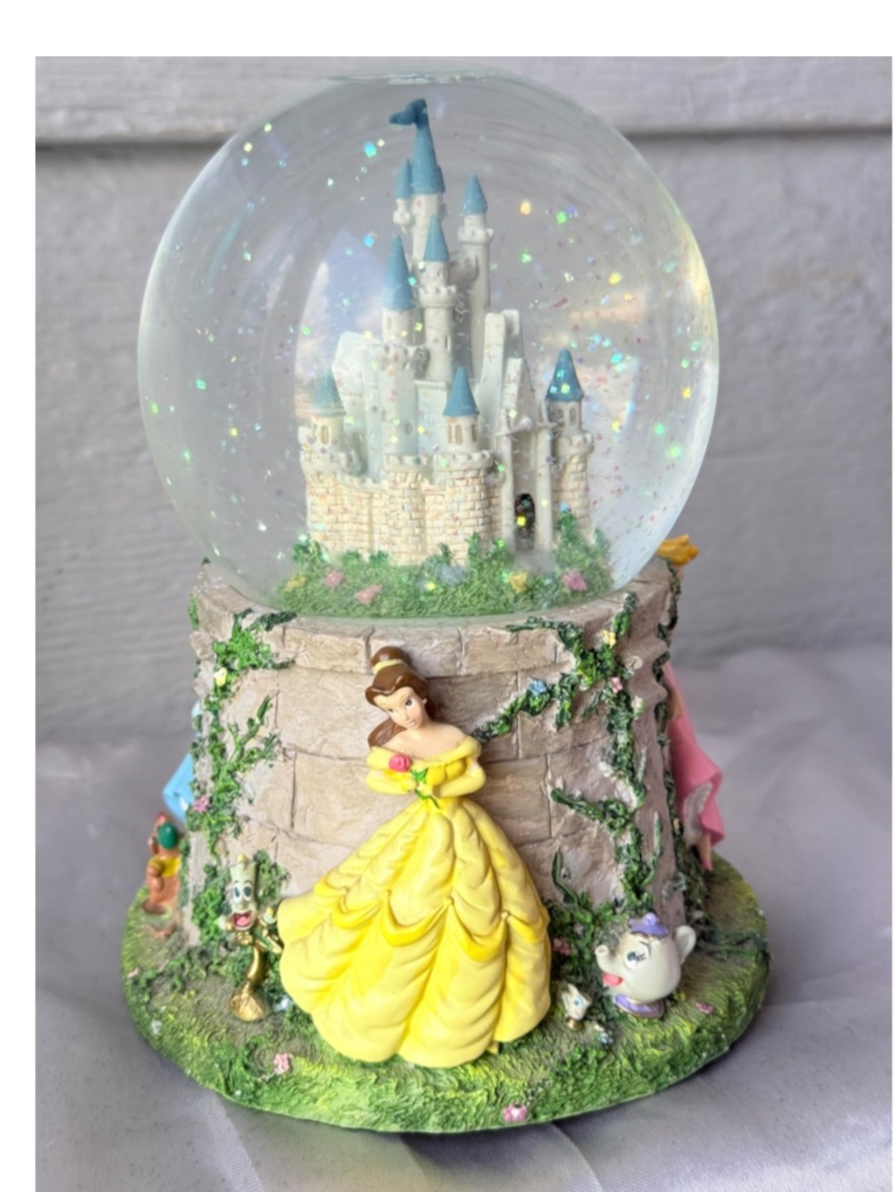 Disney Princess Castle Musical Snow Globe Belle Cinderella Aurora Hallmark Works